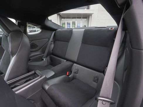 Used 2024 Subaru BRZ tS RWD image 15
