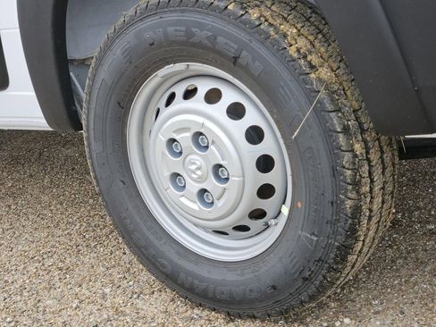 New 2025 RAM ProMaster 3500 w/ Power Group image 5