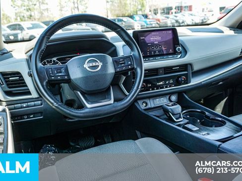 Used 2025 Nissan Rogue SV image 26