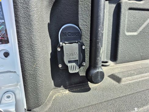 Used 2023 Chevrolet Silverado 3500 High Country w/ Technology Package image 8