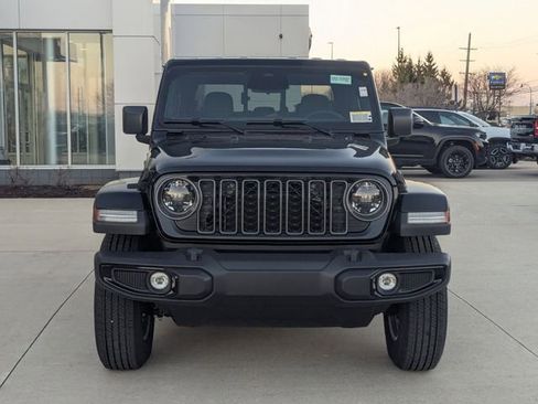 New 2026 Jeep Gladiator Sport AWD/4WD image 8