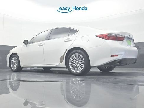 Used 2013 Lexus ES 350 w/ Luxury Pkg FWD image 30