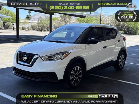 Used 2020 Nissan Kicks S FWD image 3