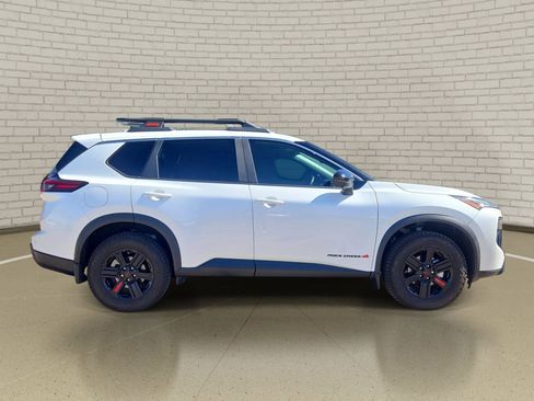 Used 2025 Nissan Rogue SV w/ Rock Creek Premium Package AWD/4WD image 4
