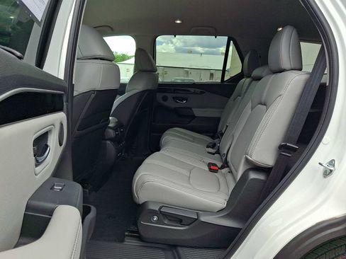 Certified 2023 Honda Pilot EX-L image 10