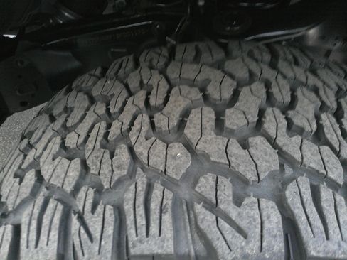 Used 2014 Toyota FJ Cruiser 4WD image 15