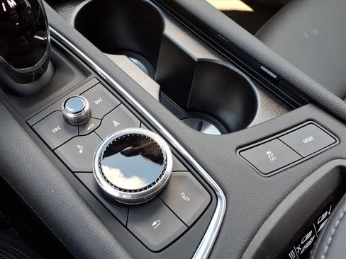 New 2025 Cadillac XT6 Premium Luxury w/ Technology Package image 21