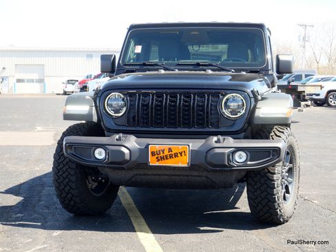 Used 2025 Jeep Wrangler Willys image 6