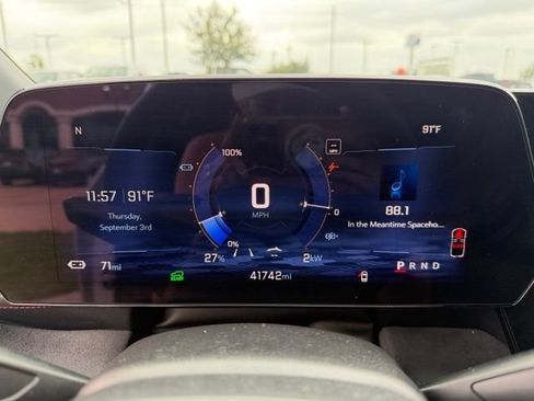 Used 2024 Chevrolet Blazer EV RS AWD/4WD image 16