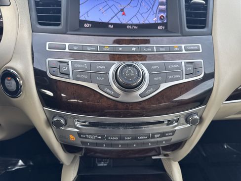 Certified 2019 INFINITI QX60 Luxe w/ Sensory Package image 17