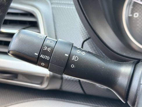 Used 2019 Subaru Forester Limited AWD/4WD image 28