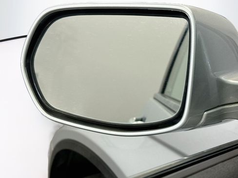 Used 2011 Honda CR-V EX-L image 16