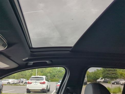 Certified 2024 BMW X3 xDrive30i w/ Premium Package image 21