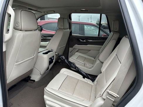 Used 2022 GMC Yukon Denali AWD/4WD image 16