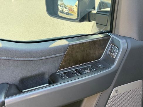 Used 2022 Ford F150 Lariat w/ Max Trailer Tow Package image 7