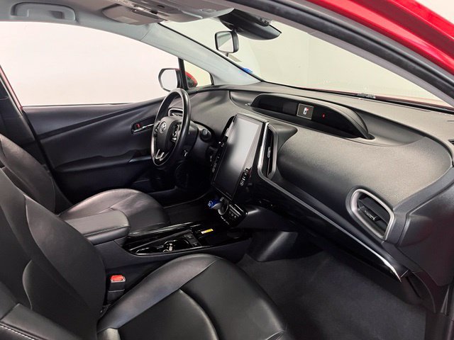 Used 2021 Toyota Prius Prime XLE FWD image 11