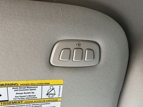 Used 2024 Ford Expedition XLT RWD image 28