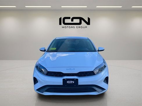 Used 2024 Kia Forte LXS image 8