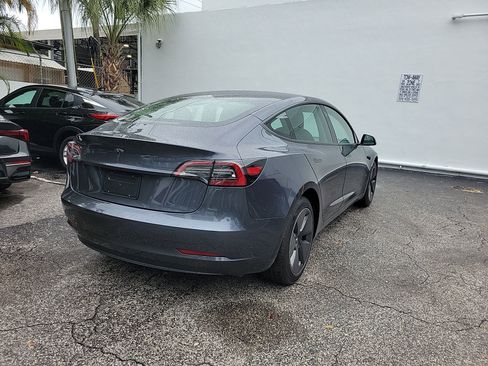 Used 2023 Tesla Model 3 Standard Range image 12