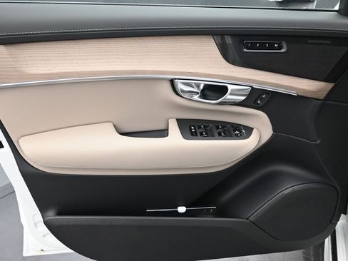 New 2026 Volvo XC90 B6 Plus w/ Protection Package Premier AWD/4WD image 5