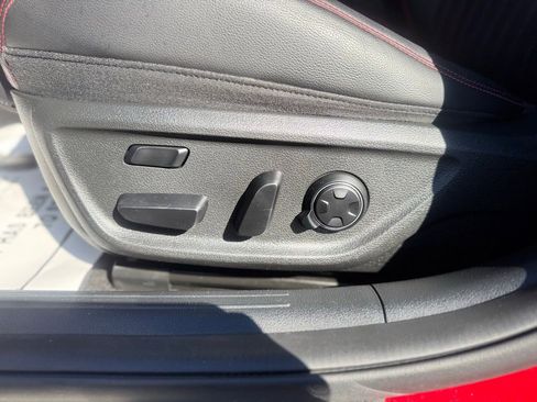 Used 2023 Genesis G70 3.3T w/ Sport Advanced Package image 7