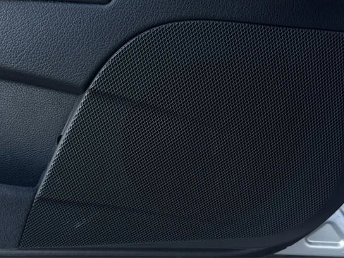 Used 2005 Mercedes-Benz E 500 4MATIC Sedan image 39