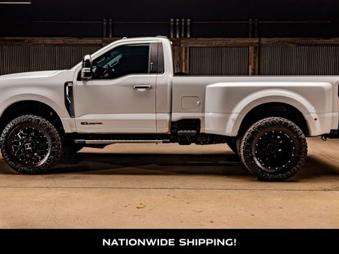 Used 2023 Ford F350 XLT w/ Snow Plow Prep Package image 4