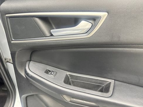 Used 2024 Ford Edge SEL AWD/4WD image 44