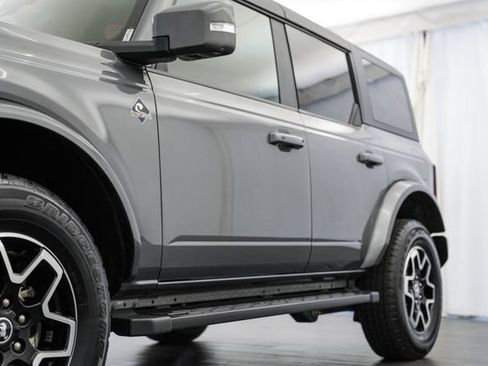 Used 2024 Ford Bronco Outer Banks AWD/4WD image 35