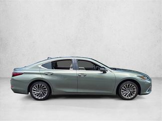 Used 2024 Lexus ES 350 w/ Technology Package FWD video 4