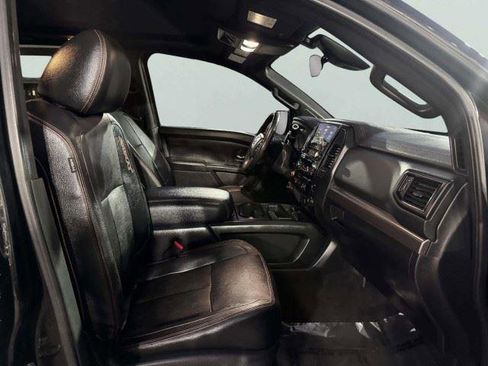 Used 2021 Nissan Titan PRO-4X w/ Pro-4x Convenience Package AWD/4WD image 46