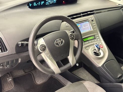 Used 2012 Toyota Prius Two FWD image 18