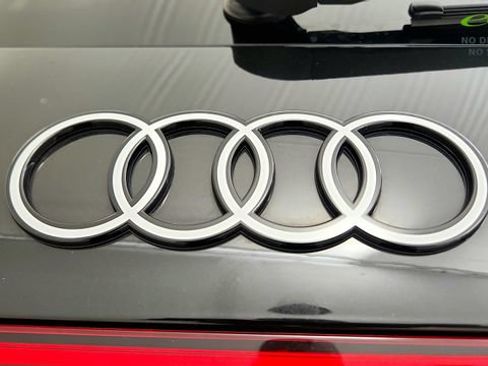 Used 2025 Audi Q5 Premium Plus w/ Premium Plus AWD/4WD image 34
