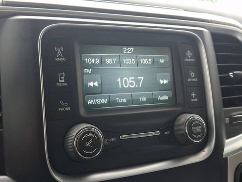 Used 2017 RAM 2500 SLT AWD/4WD image 18