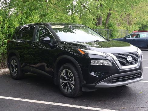 Used 2023 Nissan Rogue SV AWD/4WD image 10