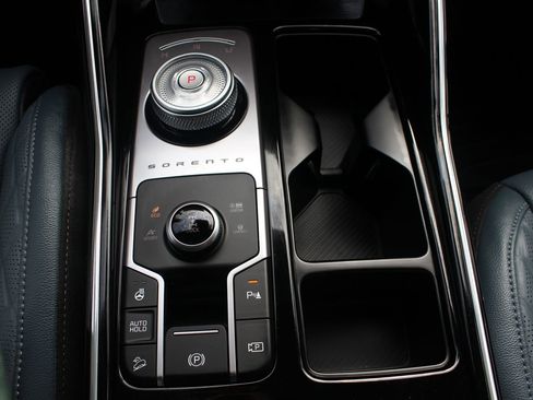 Certified 2025 Kia Sorento SX Prestige image 39