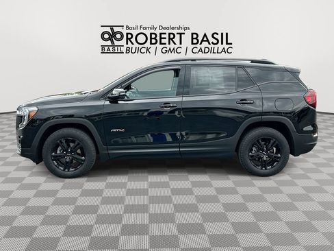 Used 2024 GMC Terrain AT4 AWD/4WD image 5