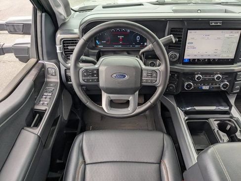 Used 2025 Ford F250 Lariat w/ Lariat Ultimate Package AWD/4WD image 16