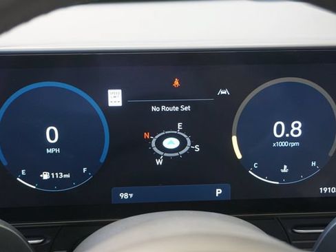Used 2024 Hyundai Kona SEL w/ Convenience Package FWD image 6