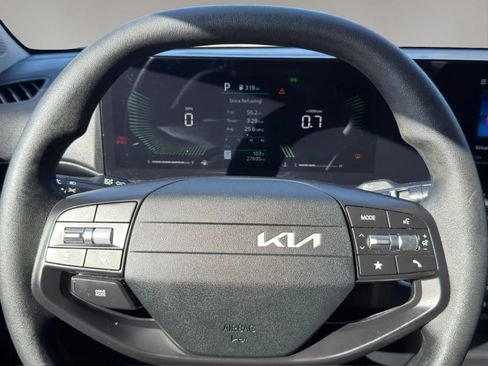 Used 2025 Kia K4 FWD image 22