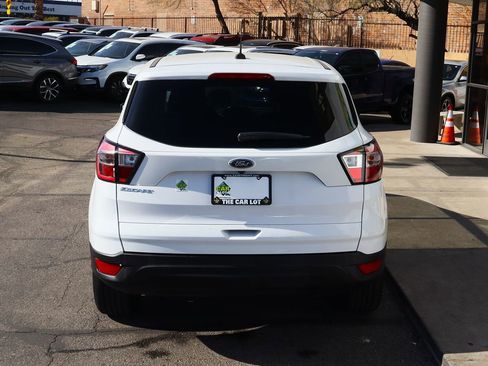 Used 2017 Ford Escape S image 10