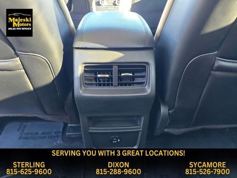 Used 2022 Ford Edge SEL image 25