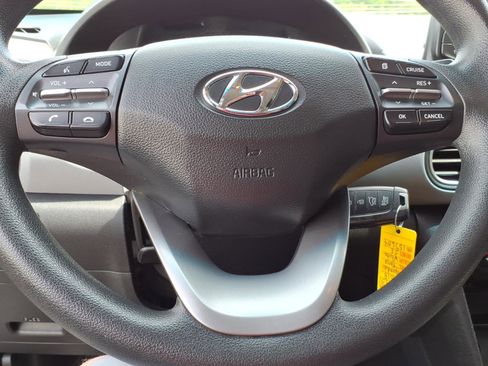 Used 2018 Hyundai Kona SE AWD/4WD image 11