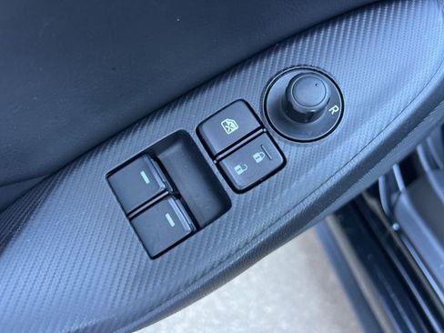 Used 2022 MAZDA MX-5 Miata RF Grand Touring image 18