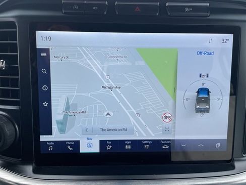 Used 2021 Ford F150 Lariat w/ Equipment Group 502A High image 26