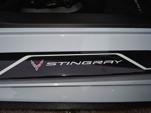 Used 2023 Chevrolet Corvette Stingray Preferred Cpe w/ Engine Appearance Package image 11