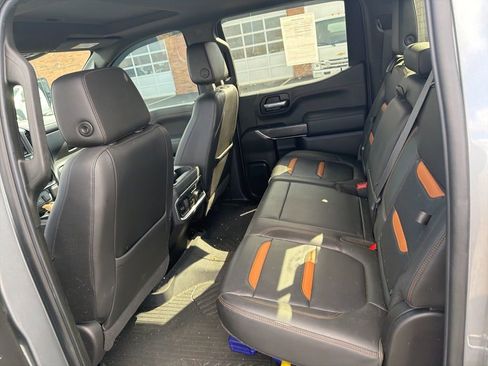 Used 2020 GMC Sierra 1500 AT4 w/ AT4 Premium Package image 10