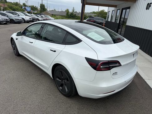 Used 2021 Tesla Model 3 Standard Range Plus RWD image 11