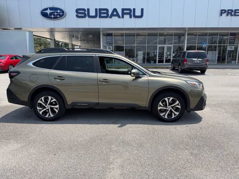 Used 2022 Subaru Outback Limited w/ Popular Package #2 AWD/4WD image 2