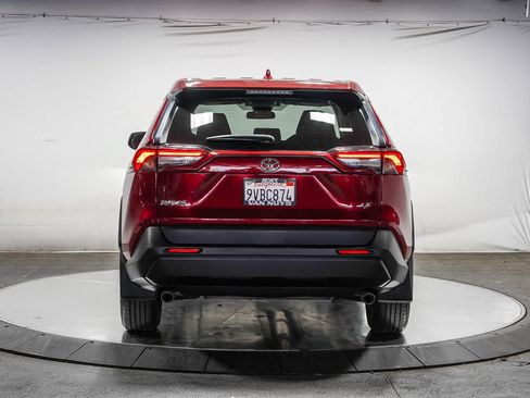 Certified 2023 Toyota RAV4 LE FWD image 4